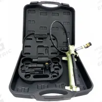 WESTWARD Hydraulic Punch Driver Set: (3) Adaptors, (2) Power Screws, Drill Bit, Carrying Case (MPN 39CE91). Key specifications — attr74890: Steel; attr74888: (3) Adaptors, (2) Power Screws, Drill Bit, Carrying Case; attr74884: 1/2 in to 2 in.