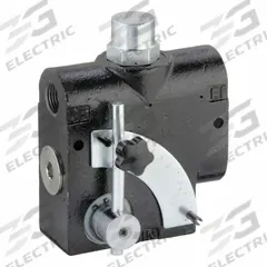 DELAVAN AG PUMPS Hydraulic Flow Control Valve: 16 gpm Max Flow Rate, 1/2 in NPT, 1/2 in NPT, Spool (MPN FC16Y). Key specifications — attr1018158: Manual; attr1018114: Lever; attr1018116: Cast Iron; attr1018117: DELAVAN AG PUMPS; attr1018137: Three-Way.