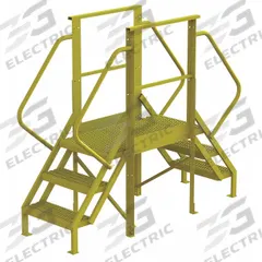 TRI-ARC Crossover Bridge: 2.5 ft Platform Ht, Steel, 1,000 lb Load Capacity, Perforated, 3 Steps (MPN 7CY90). Key specifications — Brand: TRI-ARC; Color: Yellow; Tread Type: Perforated.
