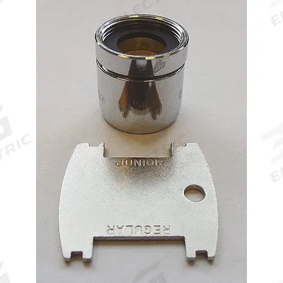 CHICAGO FAUCETS Outlet: 2.2 gpm Flow Rate, Aerated Flow Outlet, Brass, Chrome Finish, Female - Faucet Aerators & Outlets