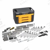 GEARWRENCH Mechanic Tool Set: 232 Total Pcs, Miscellaneous Tools/Sockets and Accessories/Wrenches (MPN 80944). Key specifications — attr538253: GEARWRENCH; attr548973: No; attr548974: Yes; attr548975: Yes; attr548983: (72) Tooth Ratcheting Wrenches.