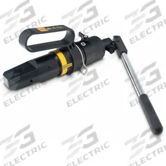 ENERPAC Nut Splitter with Integral Pump: 5/8 in to 7/8 in Bolt Size Range, 15 ton Nominal Capacity (MPN NSC2432). Key specifications — attr96694: 5/8 in to 7/8 in; attr96695: 15/16 in to 1-1/4 in; attr98161: NSC2432; attr98871: ENERPAC.