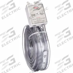 DWYER Analog Manometer: Flex U-Tube, 1211-72, -36 in wc to 36 in wc, 72 in Tube Lg. Key specifications — Series: 1211; Includes: (2) Nylon Rubber Tubing Connectors; Brand: DWYER; Housing Material: Vinyl-Plastic; Manufacturer Part Number: 1211-72; Fluid Color: Green.