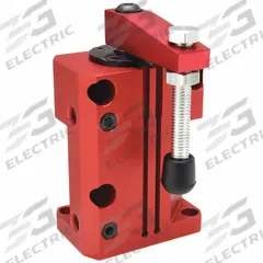 DE-STA-CO Pneumatic Swing and Toggle Clamp: 89 lbf Capacity, LH Swing, 1/8 in NPT Air Connection (MPN 8316). Key specifications — Brand: DE-STA-CO.