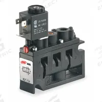 ARO Solenoid Air Control Valve: Alpha, Four-Way / Two-Position, 24V AC/DC, 1/4 in Female NPT (MPN A222SS-024-D). Key specifications — attr1092969: Non-Locking; attr1086920: A222SS-024-D; attr1092977: Spring Return.