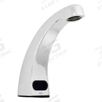 ZURN Sensor Faucet: AquaSense®, Cast Brass, Chrome Finish, Single-Post, Battery, 0.5 gpm Flow Rate (MPN Z6913-XL-MV). Key specifications — Brand: ZURN; Includes: In-Line Filter; Series: AquaSense®.
