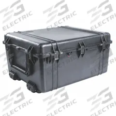 PELICAN Protective Case: 25 1/8 in x 30 1/8 in x 15 3/8 in Inside, No Foam, Black, 4 Wheels, IP67 (MPN 1690NF). Key specifications — Handle Style: Folding; Brand: PELICAN; Case Closure Type: Double Throw.