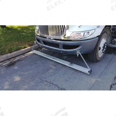 APPROVED VENDOR Magnetic Hanging Sweeper: 72 in Magnet Lg, 1 3/4 in Magnet Ht - Chain-Mount Magnetic Sweepers