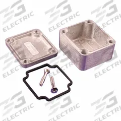 HAMMOND Enclosure: Die-Cast Aluminum, 1 in x 1 in x 1 in, NEMA 1/12/13/4/4X, Solid Cover, Screw On (MPN 1550Z101). Key specifications — Brand: HAMMOND; Closure Method: Screws; Enclosure Material: Die-Cast Aluminum; Knockouts: Not Included.