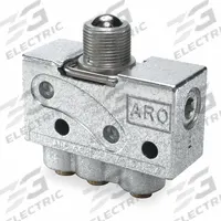 ARO Manual Air Control Valve: 200, Three-Way / Two-Position, Roller, Black, 4 scfm Flow Rate - Max (MPN 212-2-C). Key specifications — attr1092903: Black; attr1086905: Spring Return; attr1086907: 200; attr1086914: Normally Open/Normally Closed; attr1086904: Manual Air Control Valve; attr1086871: 212-2-C.