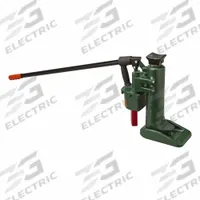 ENERPAC Toe Jack: Steel, Manual Handle, Mechanical, 10 ton Load Capacity, 16 in Min Lift (MPN TJH109LS). Key specifications — Brand: ENERPAC; Lifting Actuator: Manual Handle; Body Material: Steel.