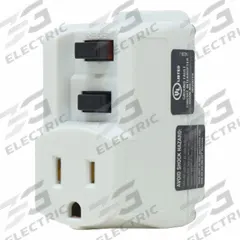 SOUTHWIRE GFCI: Manual Reset, 0, 5-15P Plug, 15 A Current, 120V AC, 5-15R, White (MPN 14650006-6). Key specifications — NEMA Plug Configuration: 5-15P; NEMA Receptacle Configuration: 5-15R; Brand: SOUTHWIRE; Voltage: 120V AC.