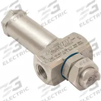 EXAIR Atomizing Spray Nozzle: Pressure, 4.4 scfm, Narrow Angle Flat, 1/4 in FNPT, FNPT (MPN EF2040SS). Key specifications — Flow Rate: 4.4 scfm; Spray Pattern @ 15 In.: Narrow Angle Flat; Material: Stainless Steel; Mix Type: External; Brand: EXAIR.