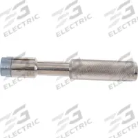 HALTEC Air Chuck: Heavy-Duty Tire Chucks, Straight Long-Reach Lock-On, Single Head, FNPT, Brass (MPN 377). Key specifications — Material: Brass; Thread Standard: FNPT; Thread Size: 1/4 in; Application: Inflating and Checking Pressure; Brand: HALTEC.