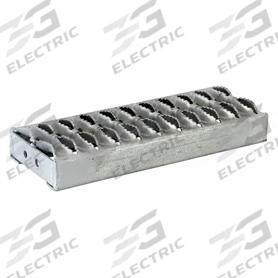 BUYERS PRODUCTS Diamond Deck-Span Tread: 12 in Step Wd, 4 3/4 in Step Dp, Steel - Flat Deck Span Truck Steps
