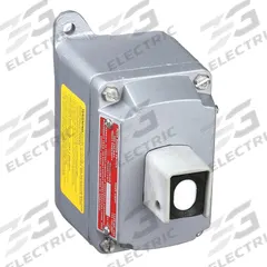 Control Station: 1 Gang, Push Button, 1NO/1NC, Start/Stop, 0 Pilot Lights, 3/4 in, Dead-End Hub (MPN EFDB175-U1). Key specifications — Legend: Start/Stop; Action: Momentary; Contact Form: 1NO/1NC; Brand: APPLETON ELECTRIC; Operator Configuration Type: (1) Push Button.
