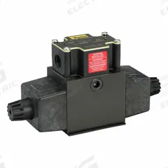 PARKER Hydraulic Directional Valve: 17 gpm Max Flow Rate, D05 NFPA Size, Three Positions, Manifold (MPN D3W004CNYK5). Key specifications — attr1018253: PARKER; attr1018274: D05; attr1018283: Manifold; attr1018249: D3W004CNYK5; attr1018289: D3W.