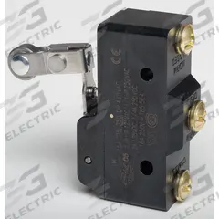 HONEYWELL Snap Action Switch: Roller Lever Actuator, 1NO/1NC, Screw (MPN BZ-2RW826-A2). Key specifications — AC Contact Rating: 15 A @ 480 V; Electrical Connection: Screw; Series: BZ; Brand: HONEYWELL.