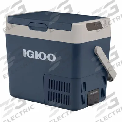 IGLOO Active Cooler: Blue, 28 Cans, 20 qt Cooler Capacity - Standard Chest Coolers