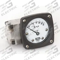 MIDWEST INSTRUMENT Differential Pressure Gauge: Back, 1/4 in NPT Female, Model 142, 2 1/2 in Dial (MPN 142-SA-00-OO-30H). Key specifications — Sensor Type: Diaphragm; Series: Model 142; Housing Material: 316 Stainless Steel; Certificate of Calibration: Not Included.