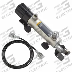 FLUKE Pneumatic Manifold Full Service Kit: Pneumatic Manifold Full Service Kit, Pneumatic Kits (MPN SK-700HPM-FS). Key specifications — attr1047986: SK-700HPM-FS; attr1047989: FLUKE.