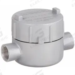 Conduit Outlet Body: Aluminum, GE, 3/4 in Trade Size, C Body, 19 cu in Body Capacity (MPN GECCT-2). Key specifications — Series: For Standard Body; Compatible Conduit Trade Size: 3/4 in; Thread Gender: Female; Hub Style: Threaded; Cover Included: Yes; Body Style: C; Connection Type: Threaded; Back Type: Flat.