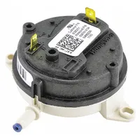 This YORK pressure switch is a replacement HVACR control used to monitor and regulate refrigerant or air pressure in commercial heating, ventilation, air conditioning, and refrigeration systems. It opens or closes electrical contacts at preset pressure thresholds to protect equipment and ensure safe operation