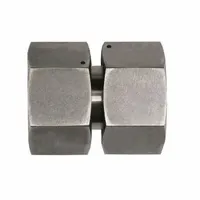 This steel compression fitting from the D6565-EQUAL series is a flareless bite-type design for connecting two 15 mm OD metric tubes. It provides a leak-resistant seal without requiring tube flaring, suitable for use in hydraulic, pneumatic, and lubrication systems
