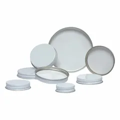 These screw-on caps are made of white tinplate with a colored finish, designed for 58 mm diameter lab bottles. Each pack contains 2,500 closures. Suitable for general laboratory use such as sealing containers for sample storage, mixing, and transport.