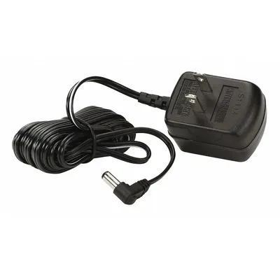 Pengisi Daya Plug-In STANLEY UMP: 120V AC, 9V DC - DC Output Power Supplies
