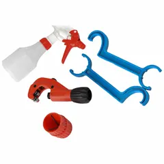 This compressed air maintenance tool set includes two spanner wrenches, a pipe cutter, a pipe reamer, and a sprayer bottle for leak testing. Designed for 1-inch fastener sizes, it is used for installing and maintaining compressed air piping systems.