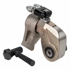 Square-drive torque wrench delivering 6,150 ft-lb (8,338 N-m) of torque with a 1 1/2 in square drive. Operates at a maximum pressure of 10,000 psi and features 1/4 in NPTF pressure and return ports. Used for tightening or loosening large fasteners in heavy equipment, structural steel, and pipeline applications.