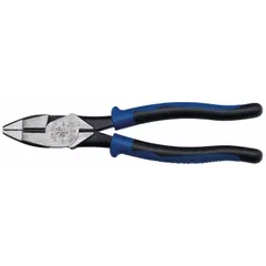 Multipurpose lineman's pliers with a flat jaw profile, 8 7/8 in overall length, 1 1/2 in jaw length, 1 1/8 in jaw width, and 5/8 in jaw thickness. Features an integrated cable cutter. Suitable for gripping, twisting, and cutting wire and cable in electrical and construction applications.
