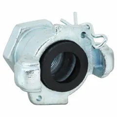 This Chicago-style universal hose coupling features a 3/4 in female NPT connection. Rated for a maximum working pressure of 150 psi at 70 °F, it provides a standard interface for industrial hose systems in air, water, and low-pressure fluid transfer applications.