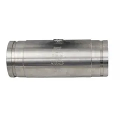 This inline turbine flowmeter is designed for measuring flow rates of oils and water in industrial fluid monitoring applications. It features a 3-inch flange connection, stainless steel rotor, and provides +/-1% accuracy with a standard frequency pulse output. The meter measures in gallons and has no display.