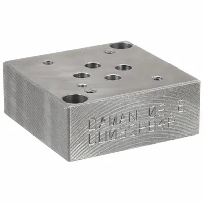Parker D03 NFPA Valve Subplate, Ductile Iron, NPT Ports, SPD22NS35 - Valve Subplates