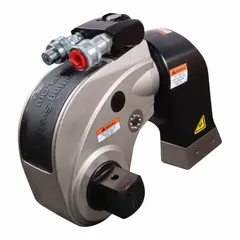 Steel torque wrench cassette with square drive, rated at 15,096 N-m (11,134 lb-ft). Designed for use with TW Series hydraulic torque wrenches. Suitable for bolting applications such as flange connections, heavy equipment assembly, and structural joints.