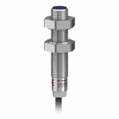 Shielded inductive cylindrical proximity sensor with non-terminated cable and PNP output. Operates on 12-24V DC supply voltage. Detects metallic objects without contact, suitable for position sensing in industrial automation applications such as machinery and conveyor systems.