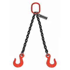 This Grade-100 double-leg chain sling features alloy steel sling hooks and a 7/32 in chain trade size. Designed for balanced load distribution in lifting and rigging applications, it is used for hoisting machinery, steel beams, and other heavy loads in industrial settings.