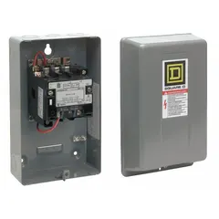 Enclosed non-reversing NEMA contactor with 3 poles, NEMA Size 4, rated 135 A at 120V AC. Suitable for switching and controlling motors, lighting, and resistive loads in industrial environments.
