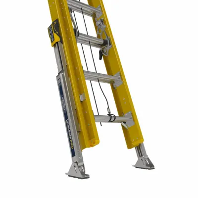 WERNER Extension Ladder: 20 ft Ladder Size, Fiberglass, 375 lb Load Capacity, 70 lb Wt - Leg Leveling Non-Conductive Fiberglass Extension Ladders