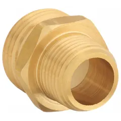 This rigid male x male adapter connects garden hose threads (GHT) to NPT fittings, enabling transitions in water supply, cooling, or washdown systems. Overall length is 33 mm.