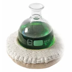 This cloth-housed lower hemispherical heating mantle is constructed from fiberglass cloth and rated for 500 W maximum power and 450°C maximum temperature. It includes a 3-inch lead wire with NEMA L1-15R connector and does not require a separate controller. Designed for uniform heating of round-bottom flasks in laboratory synthesis, distillation, and extraction processes.