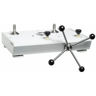 FLUKE Comparison Test Pump Kit: Pressure Calibrator, NIST, Battery - Pneumatic Comparison Test Pumps