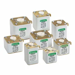 Very-fast-acting threaded flush-end square fuse rated 63 A, 1300 V AC, and 1000 V DC. Designed for overcurrent protection in industrial equipment such as variable frequency drives, UPS systems, and DC power supplies.