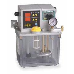 This TRICO oil-dispensing machine-mount lubrication system delivers automatic oil lubrication to a single point on industrial machinery. With a 500 cc maximum output volume and a 5/16 in port size, it supports one feed for consistent lubrication in manufacturing, machining, and material handling equipment.