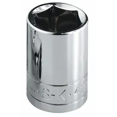 This 1/2" drive hand socket features a 30 mm metric size with a 12-point standard configuration. The chrome finish provides corrosion resistance. Suitable for tightening or loosening metric fasteners in automotive, industrial, and general mechanical applications.