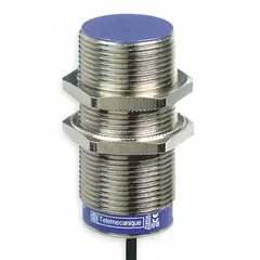 Shielded inductive cylindrical proximity sensor with PNP output and non-terminated cable. Rated for DC supply voltage of 12-48V DC. Suitable for non-contact detection of metal objects in industrial automation applications such as conveyor systems, packaging machinery, and robotic arms.