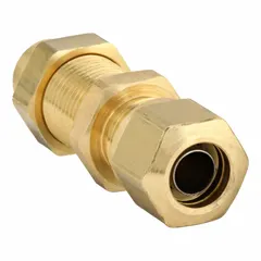 This brass compression/flared union fitting joins two 1/2 in OD tubes at a 45-degree flare. It meets SAE J1131 standards for use in pneumatic, hydraulic, and lubrication systems requiring leak-resistant connections.