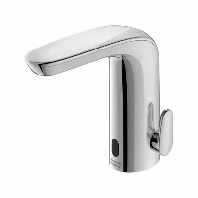 AMERICAN STANDARD Faucet: Selectronic, Polished Chrome Finish, Single-Post, Battery - Single-Post Sensor Bathroom Faucets